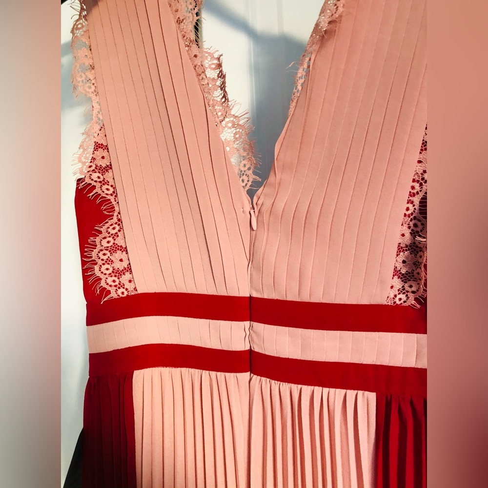Adelyn Rae Pleated Maxi Dress - Picture 8 of 9